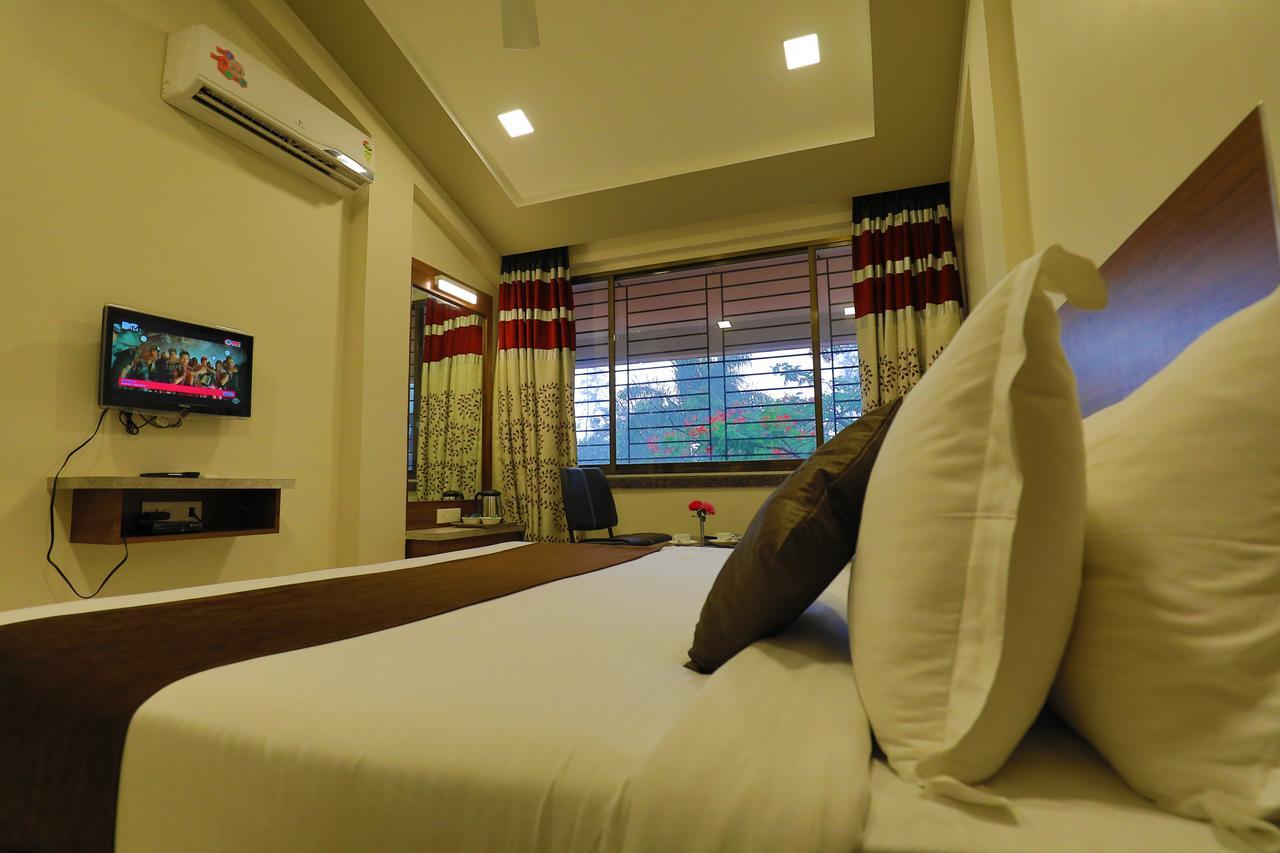 Highland Resort Lonavala Esterno foto